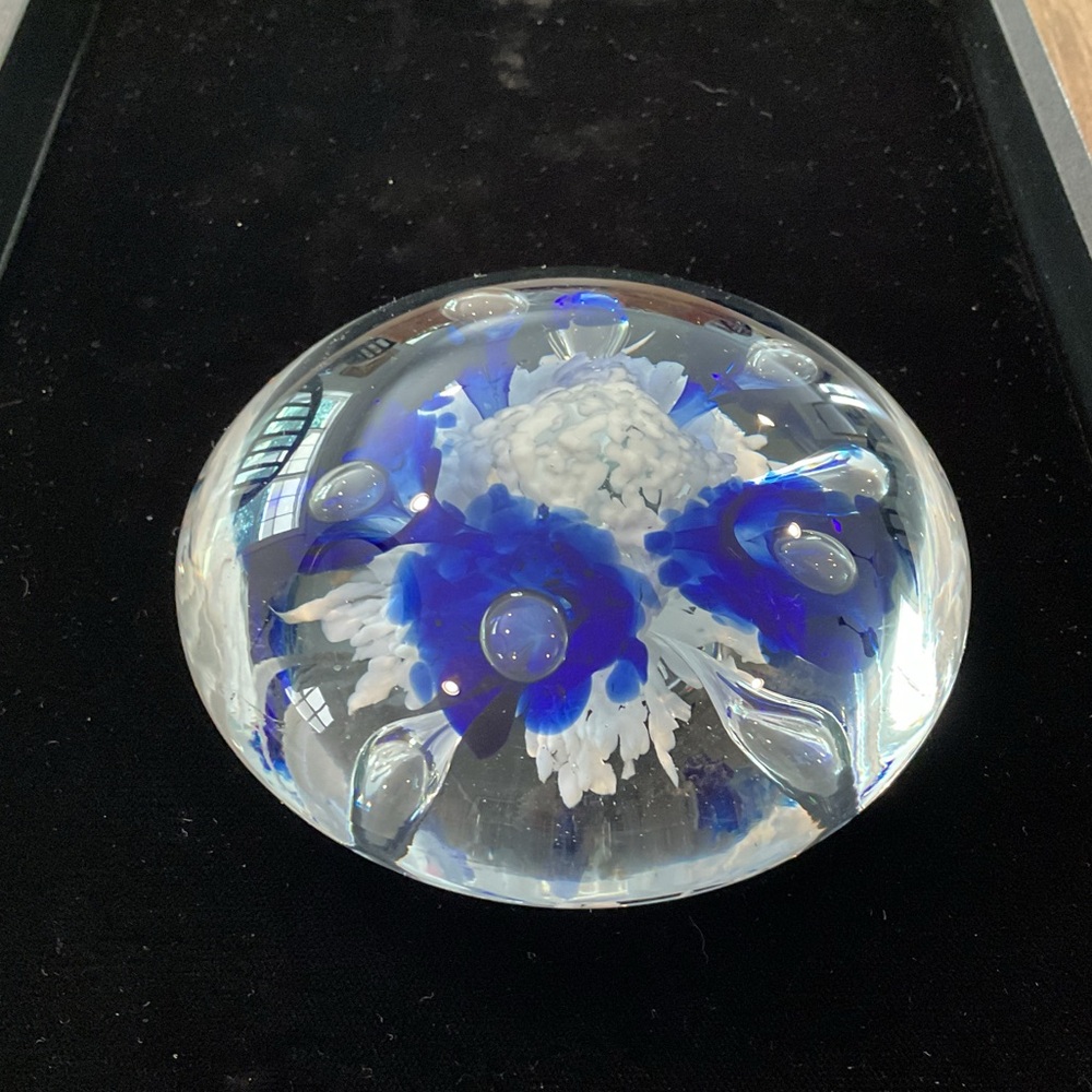 Art Glass PAPER WEIGHT Suspended Controlled Bubbles Blue Art Deco MCM 4”